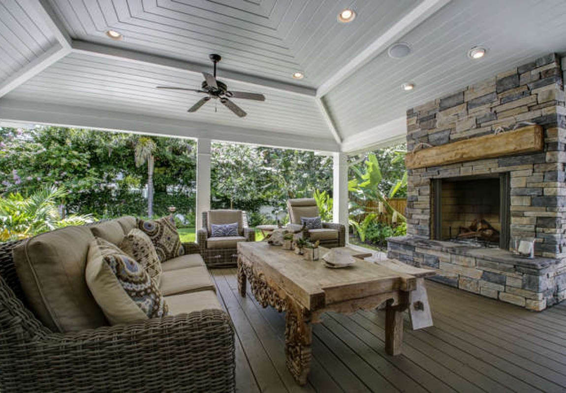 1023-S-Frankland-Rd-Tampa-FL-small-026-Outdoor-Living-Area-666x444-72dpi-1150x800_c